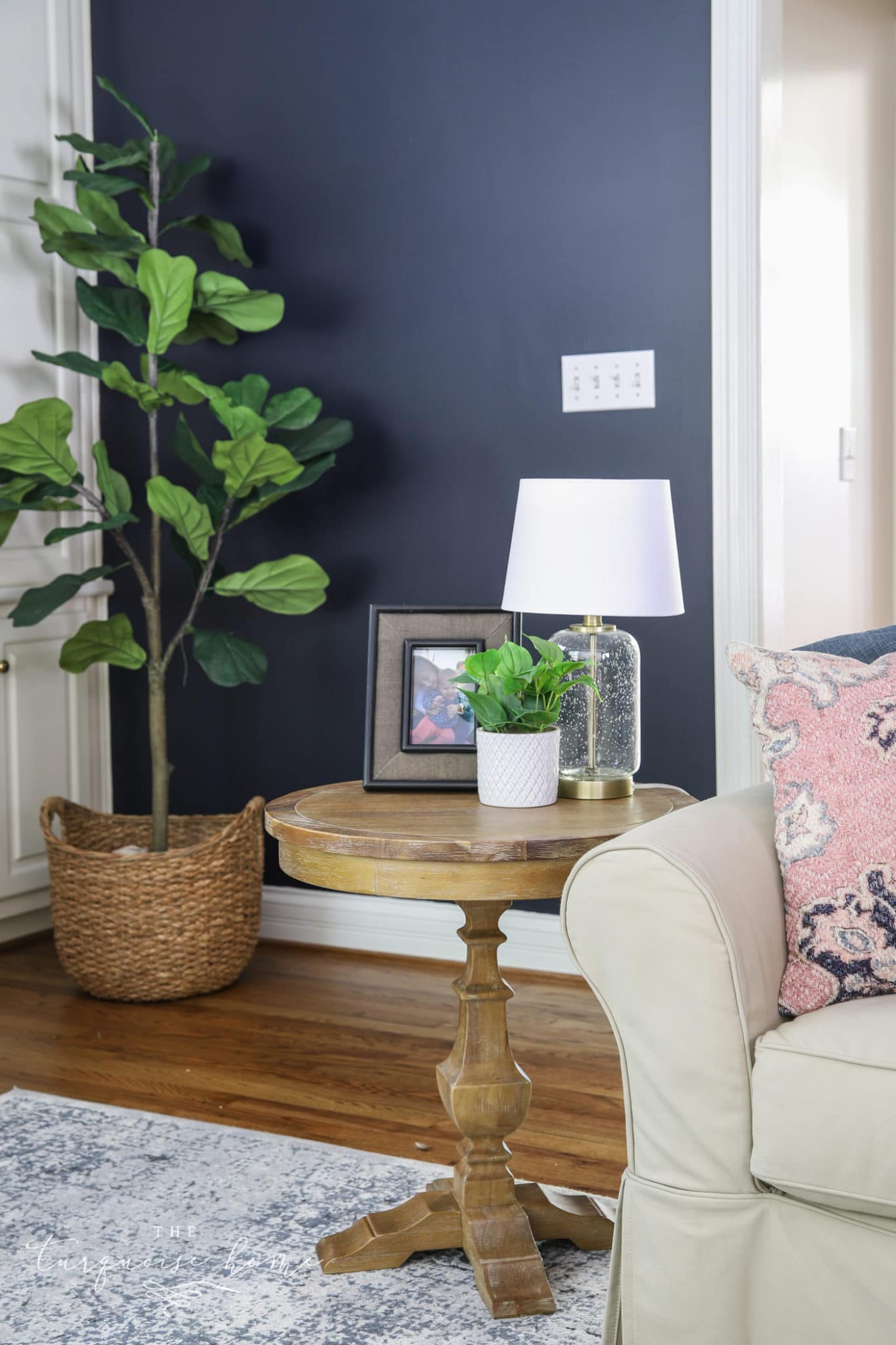 Home Decor 101: How to Decorate End Tables