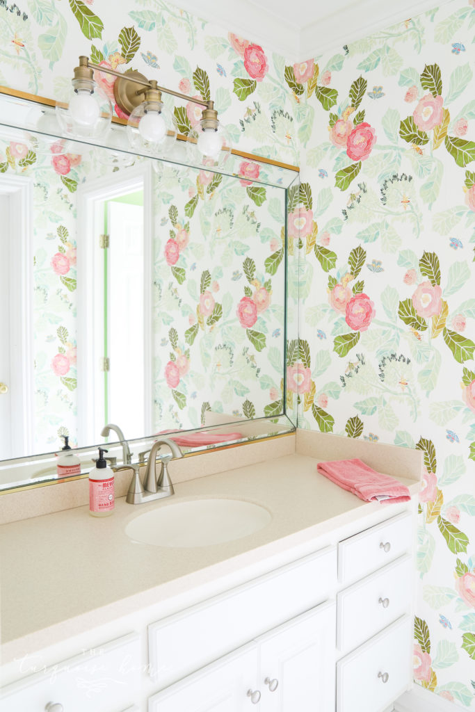 how to hang pre-pasted wallpaper