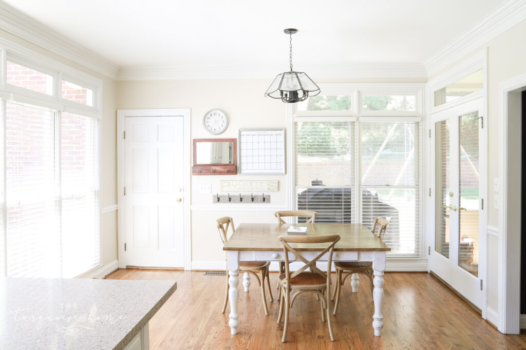 traditional-kitchen-edgecomb-gray