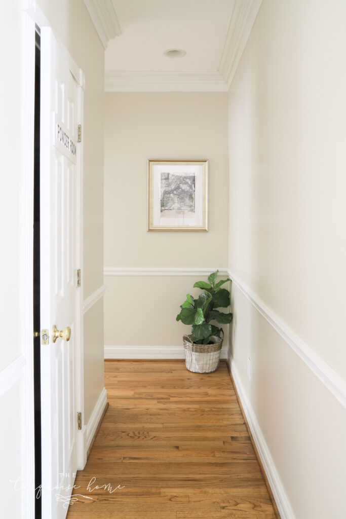 Chair rail in hallway | wall molding ideas 