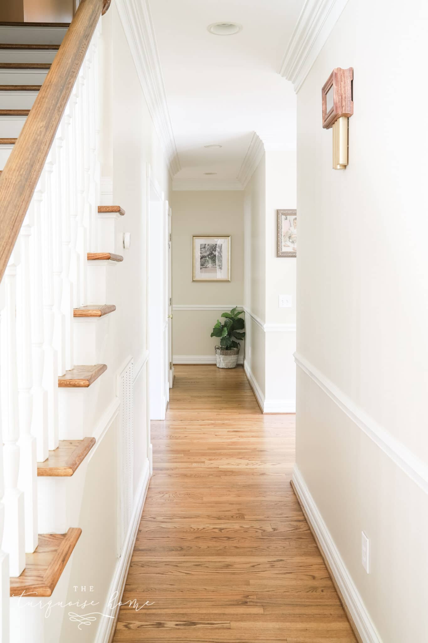 7 Delightfully Simple Hallway Decor Ideas - The Turquoise Home