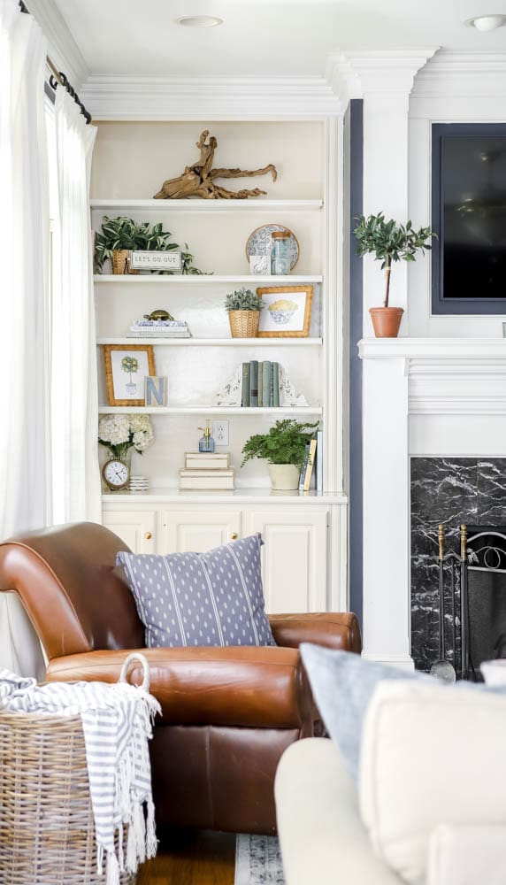 Everything You Need To Know About Built-in Bookshelves