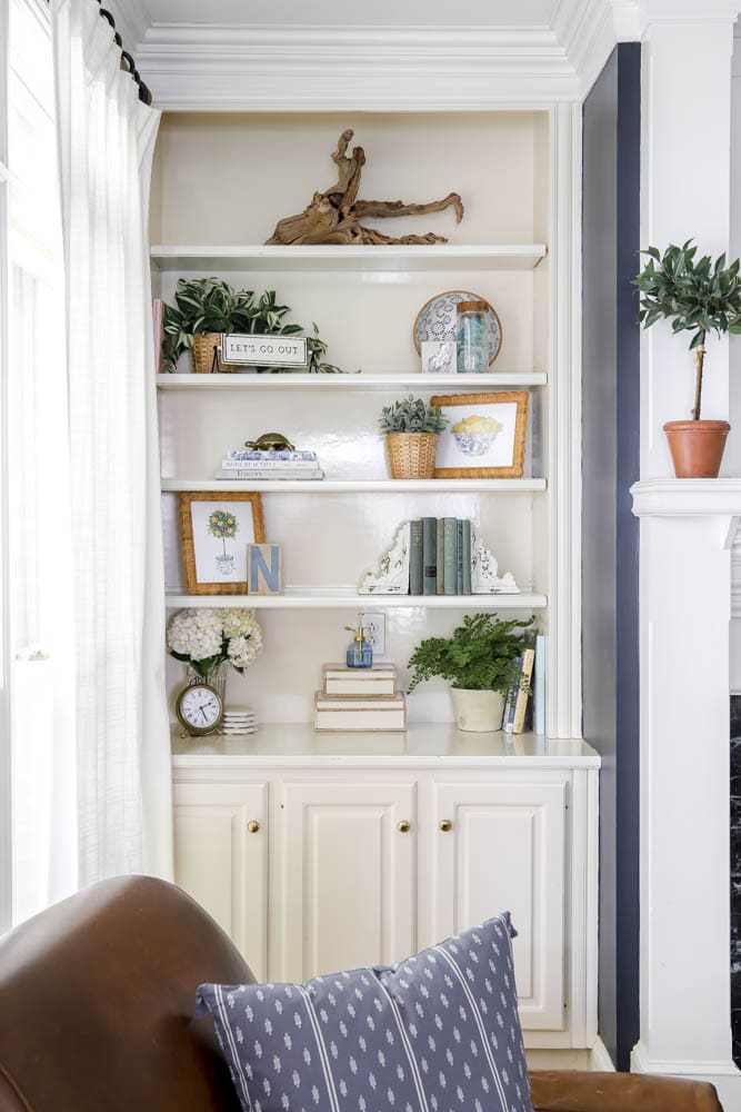 summer styled built-in shelves