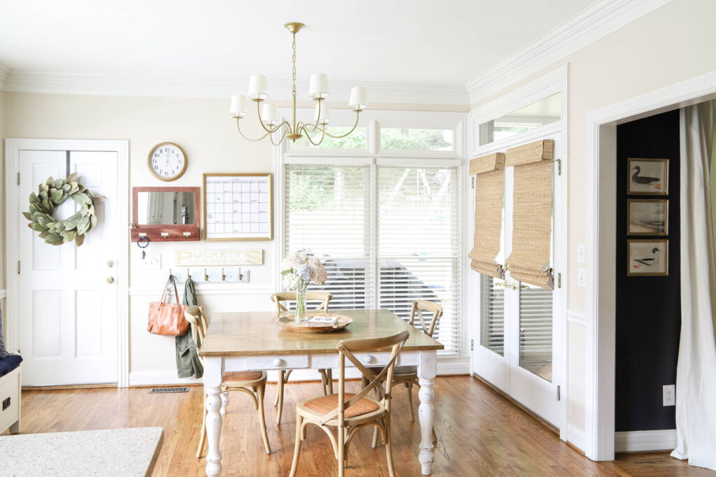 Eat-in Kitchen with Bamboo Blinds