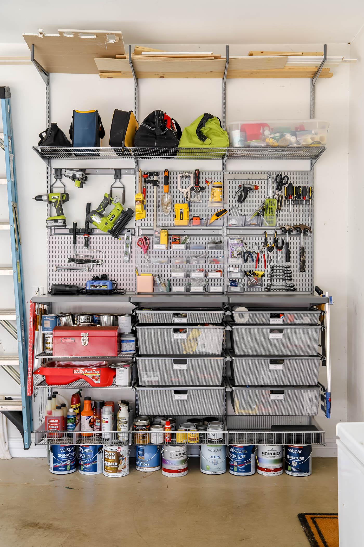 How to Organize a Messy Garage