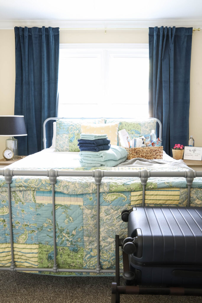 8 Must-Haves for a Guest-Ready Bedroom