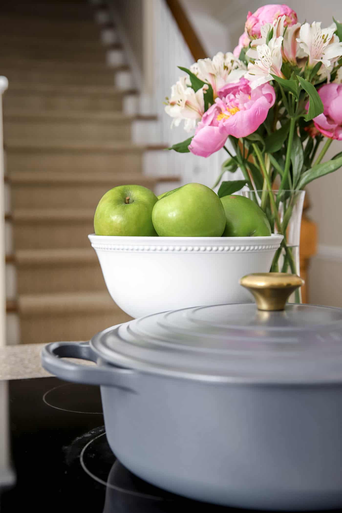 Large Dutch Oven and Fruit Bowl on Kitchen Island