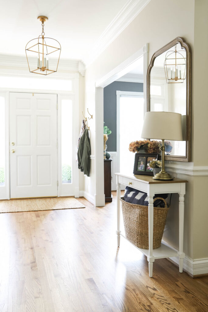 Fall Entry Way Decor