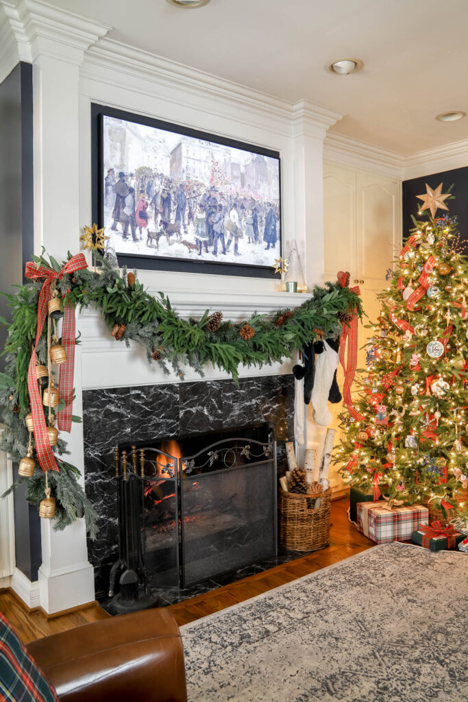 Christmas Mantel with Nostalgic Christmas Tree