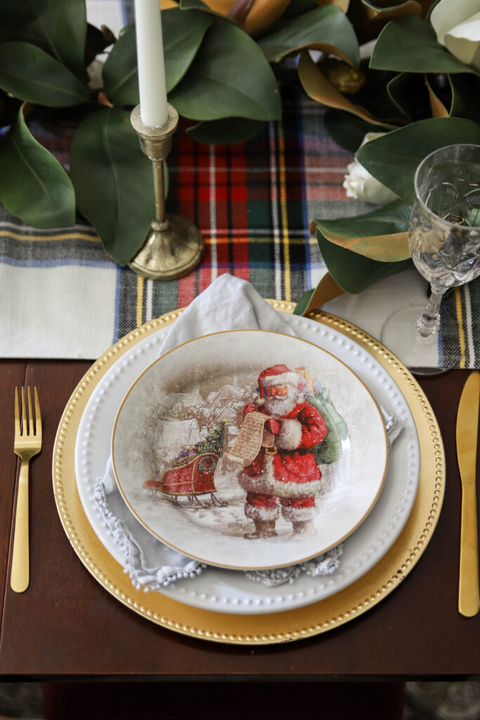 Nostalgic Santa Salad Plates