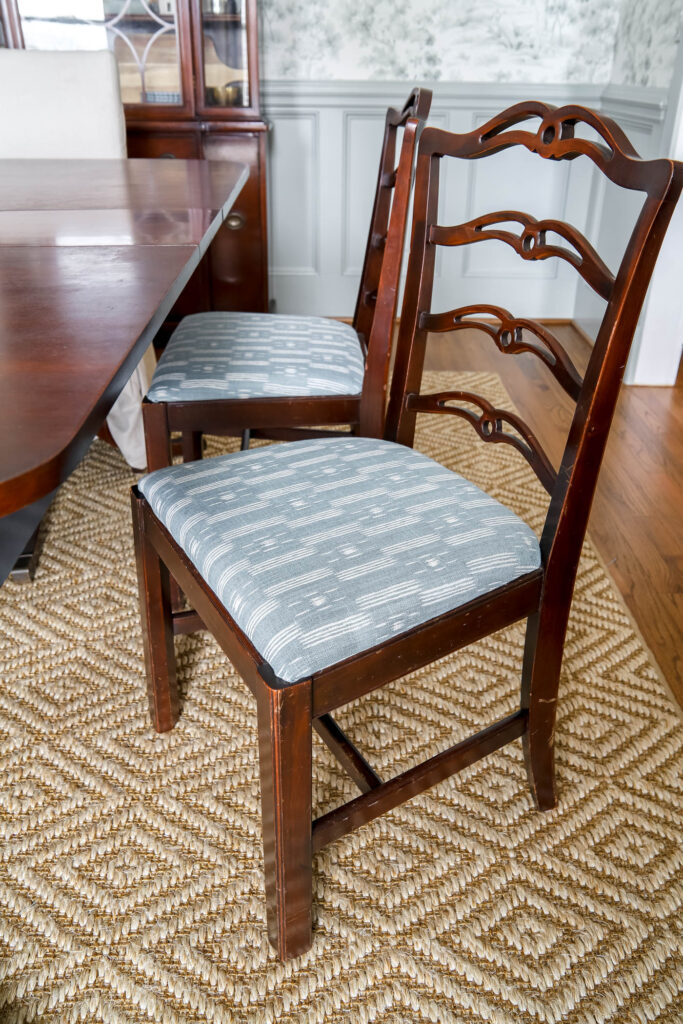 How to Reupholster a Dining Chair Cover