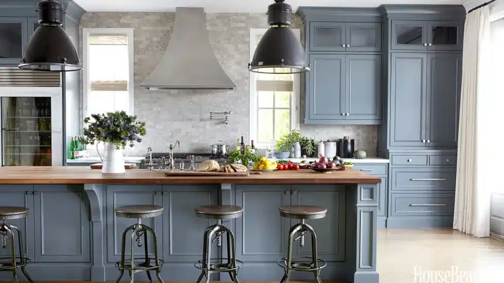 Van Courtland Blue by Benjamin Moore