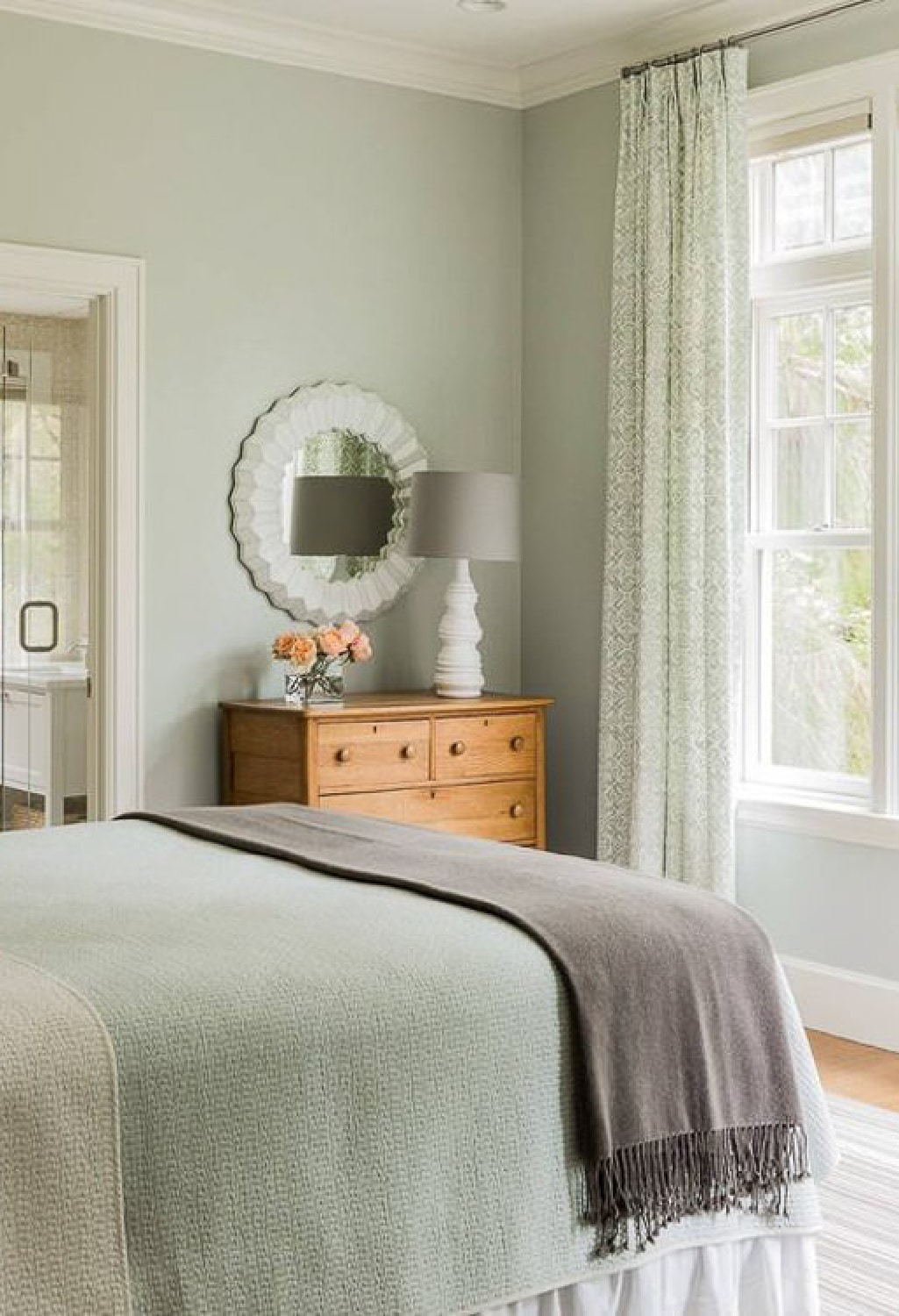 The Best Paint Colors to Create a Calming Master Bedroom