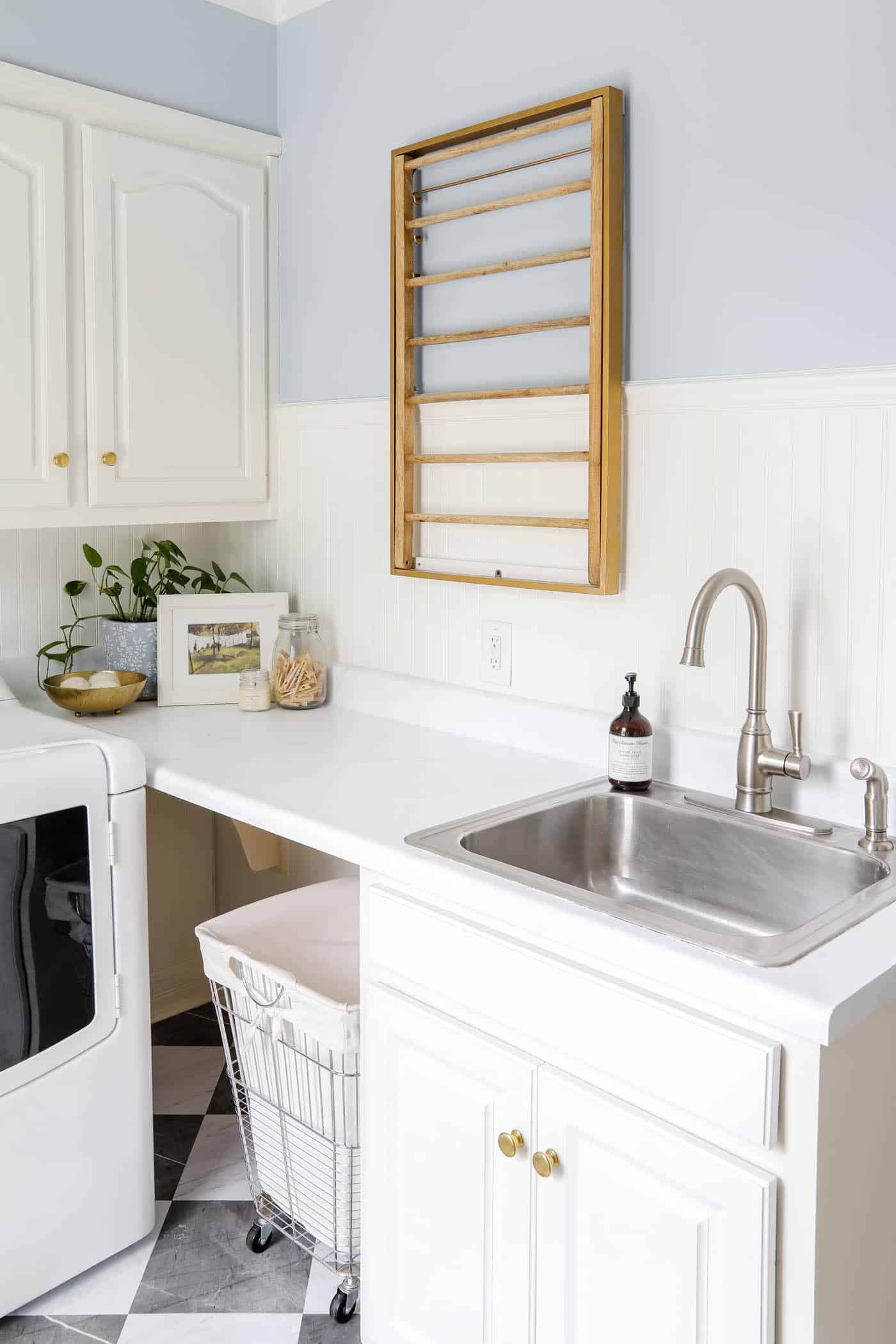 painted marble countertops in laundry room