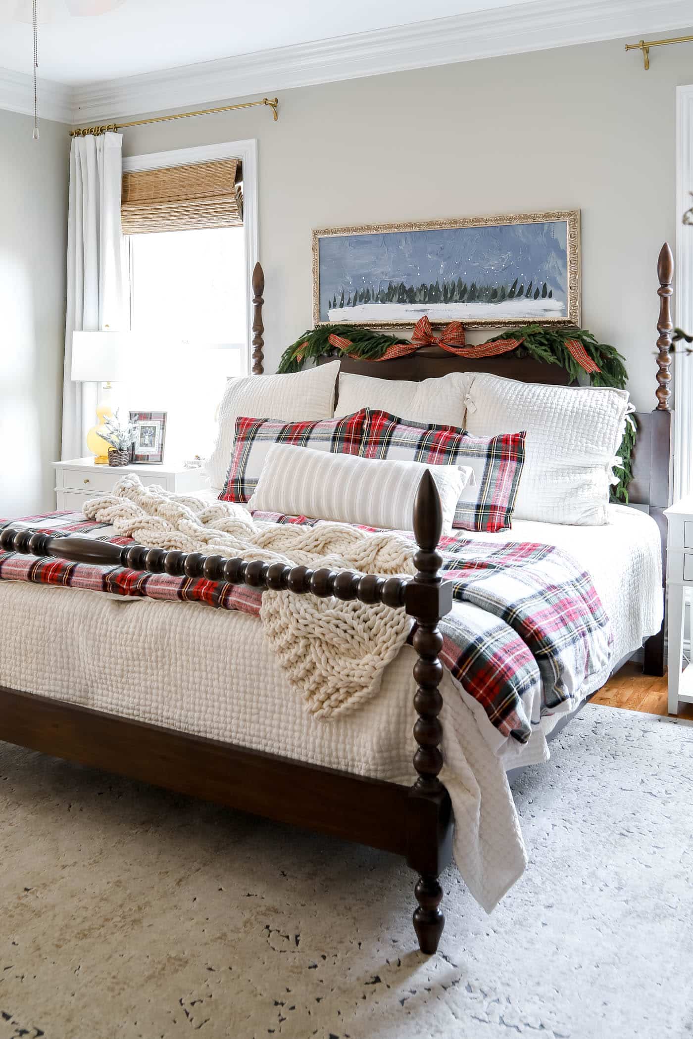 christmas bedroom with neutral rug