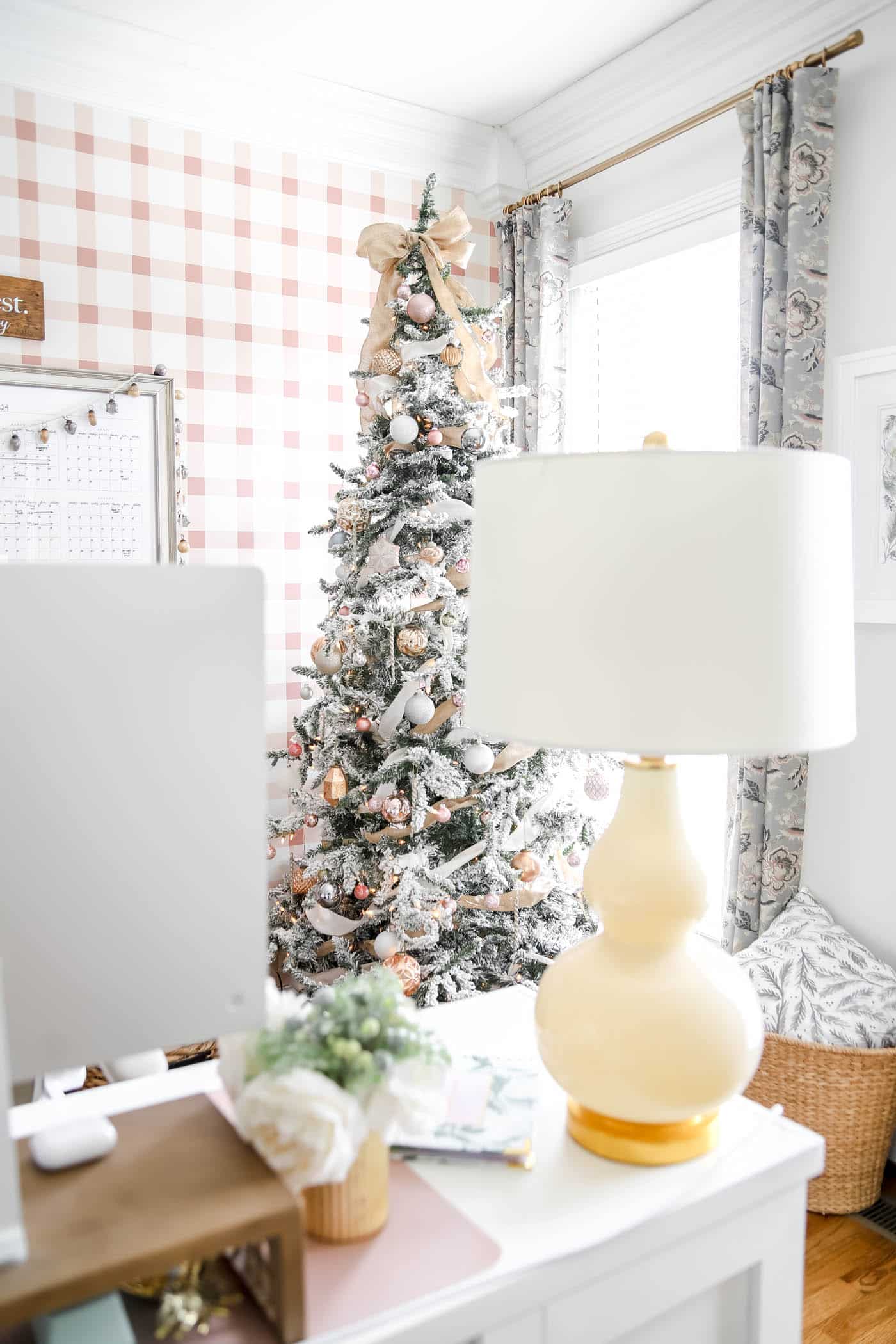 office christmas decor