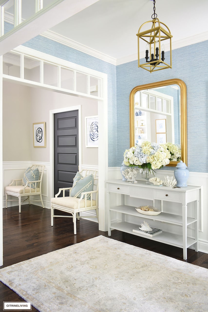 summer entryway from CitrineLiving
