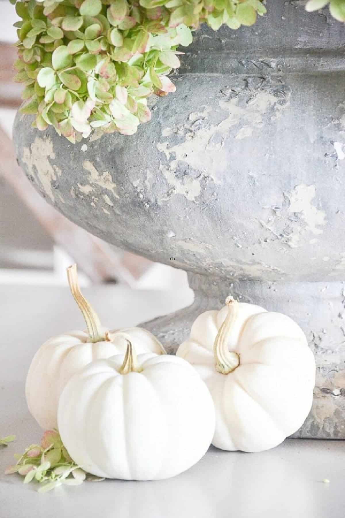 The Smart Girl's Guide To Easy Fall Decorating