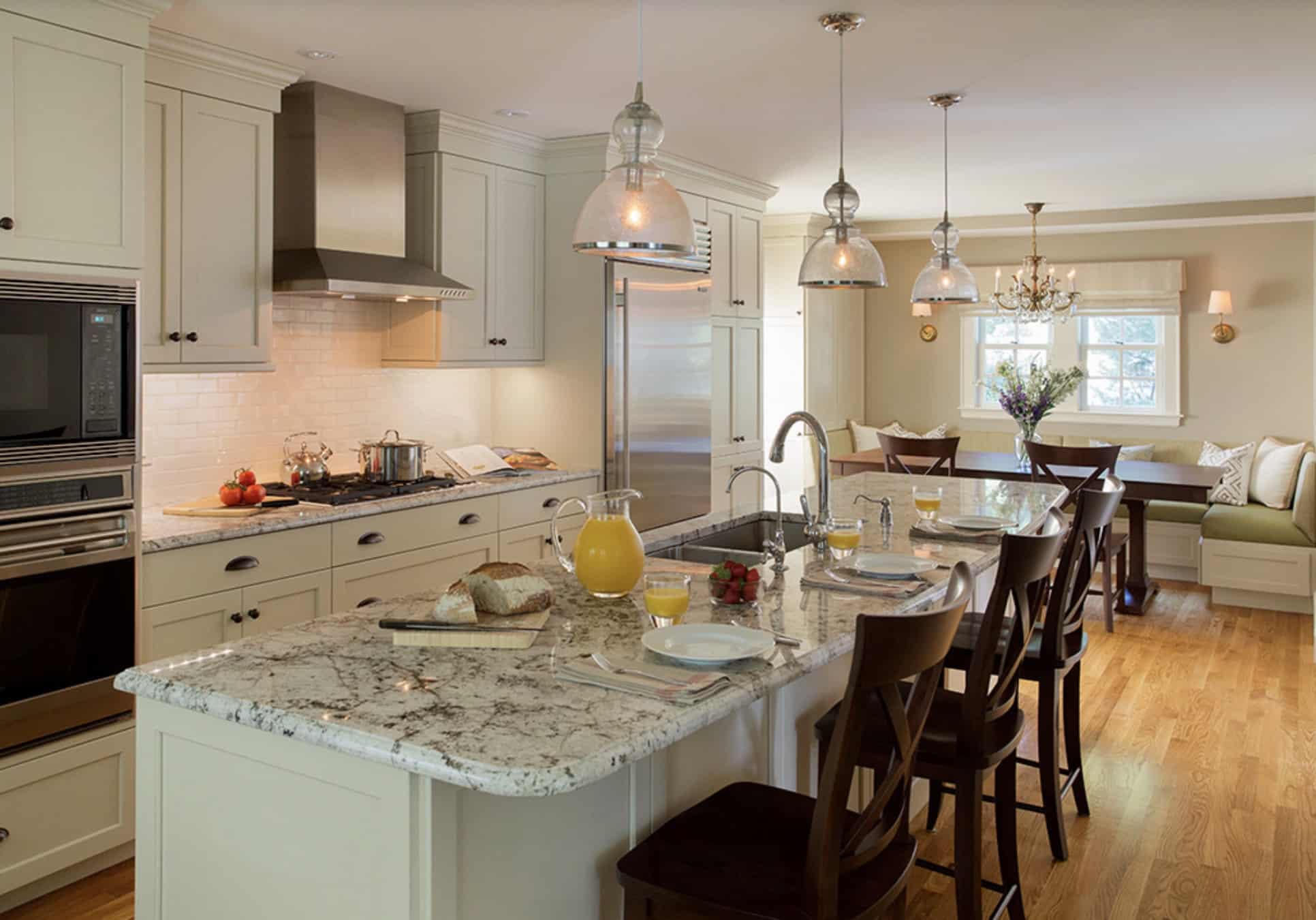 Traditional Kitchen with Universal Khaki Sherwin Williams paint color on the wall
