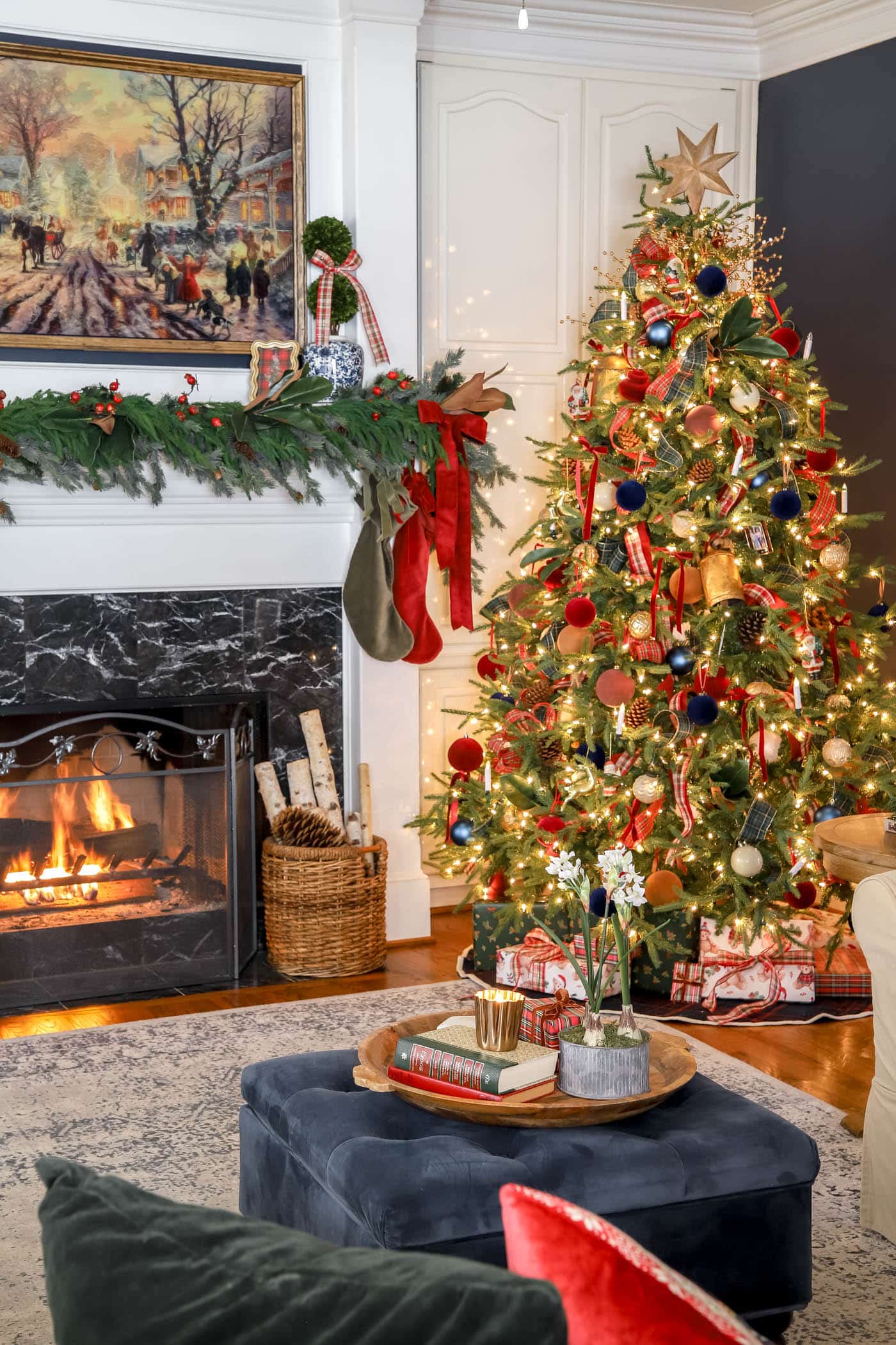 classic Ralph Lauren-Inspired Christmas decor in the living room.