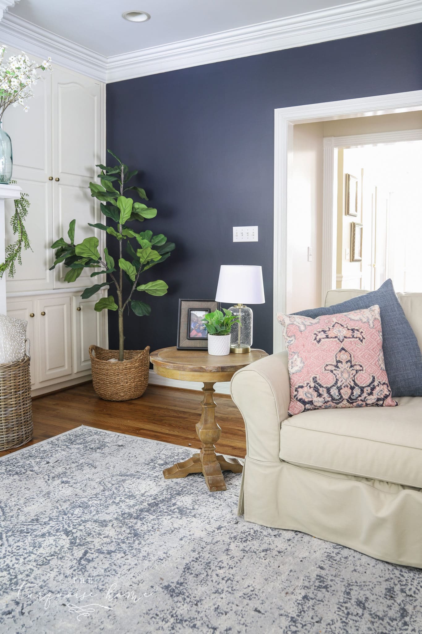 Corner Decor with a fiddle leaf fig tree