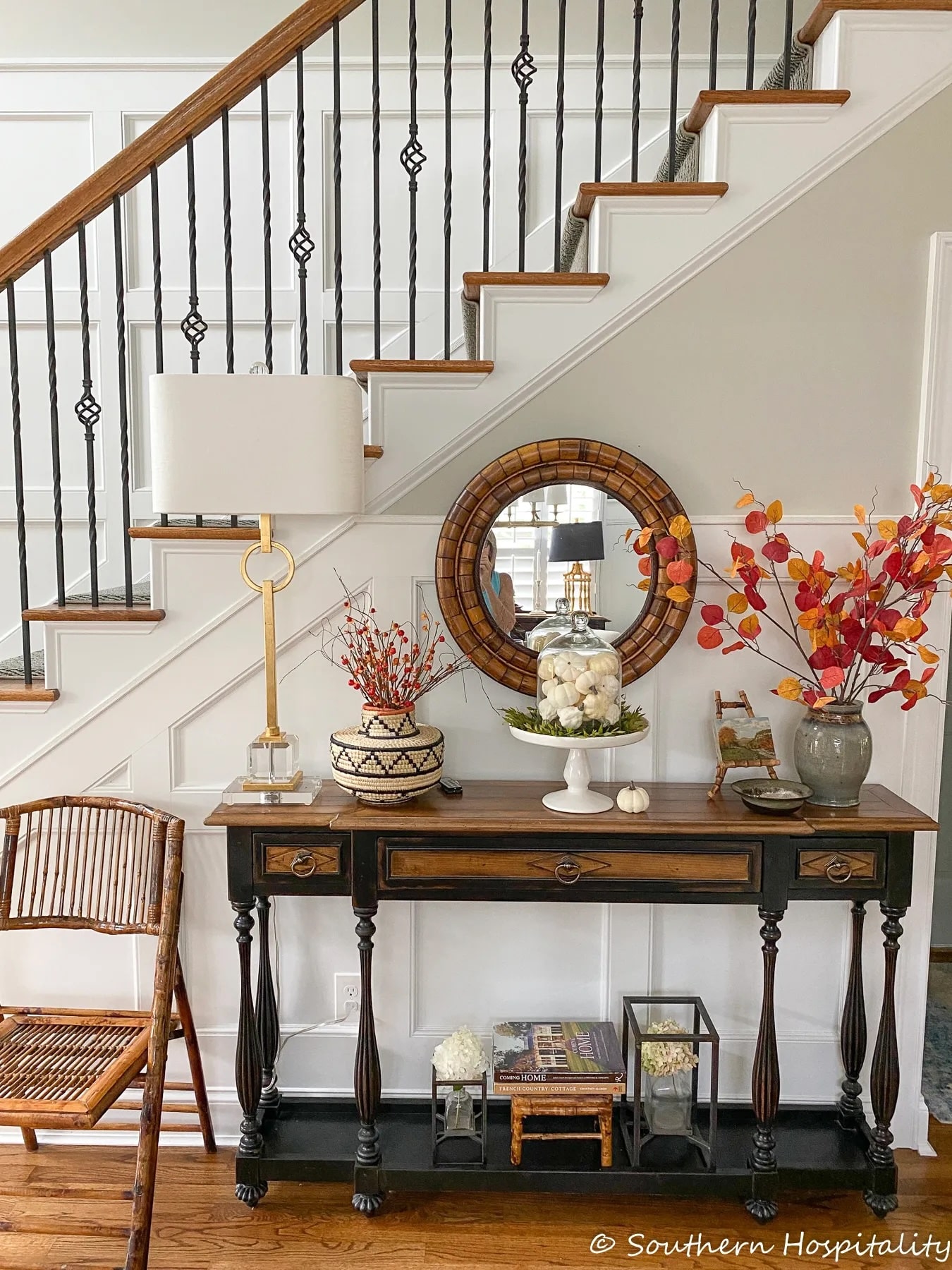 fall entryway decorating